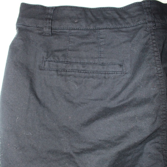 Lane Bryant, Black Girlfriend shorts with  ruffle pocket - Picture 8 of 9